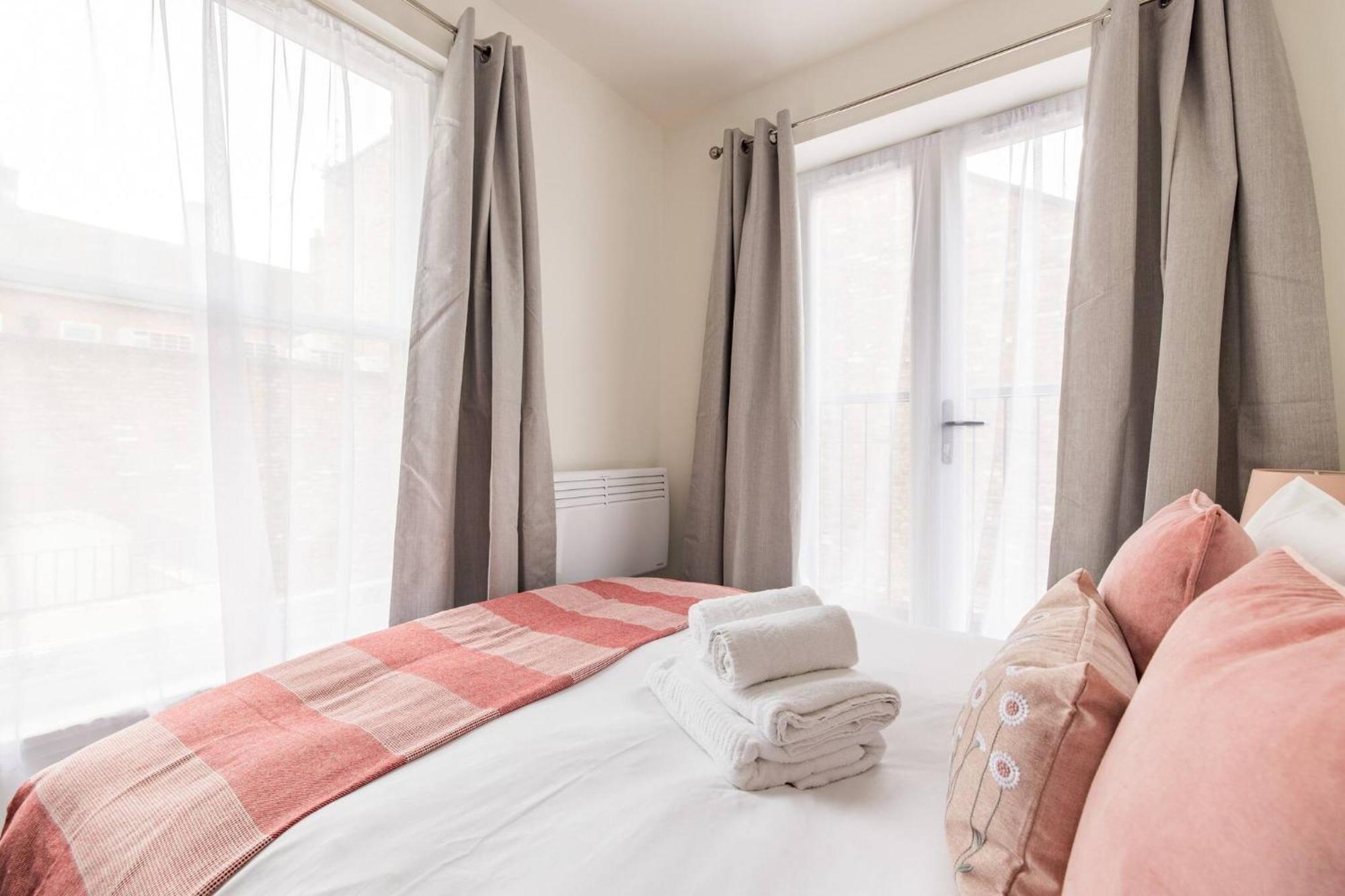 Wild Roses Serviced Apartments - Chelsea London Exterior photo