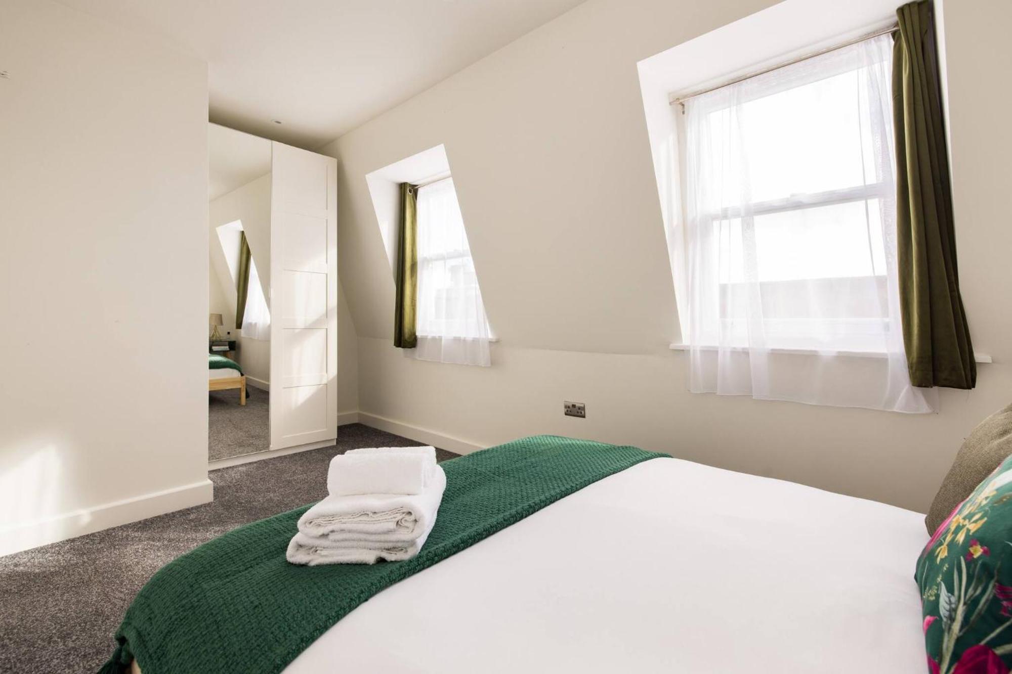 Wild Roses Serviced Apartments - Chelsea London Exterior photo