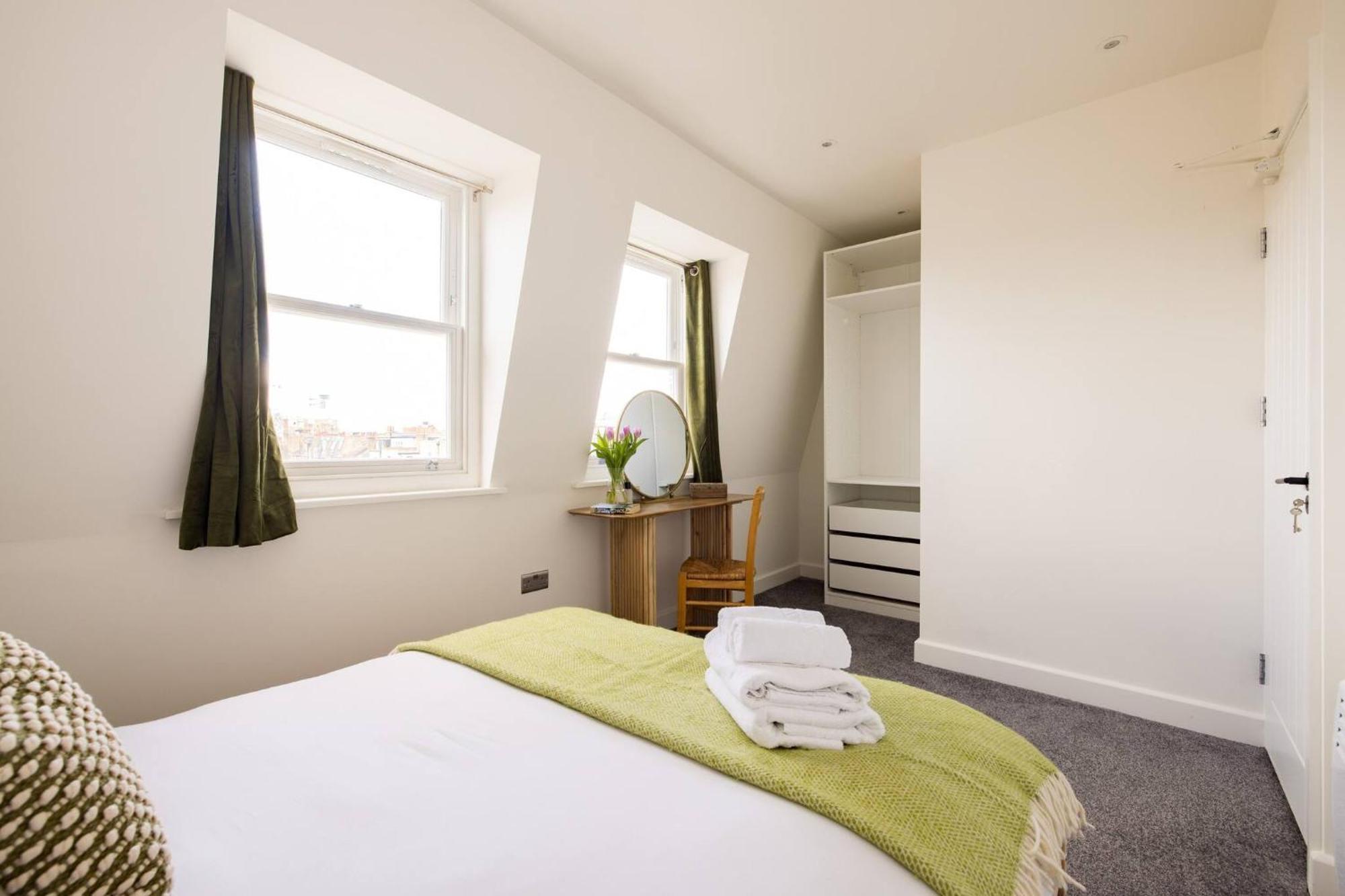 Wild Roses Serviced Apartments - Chelsea London Exterior photo
