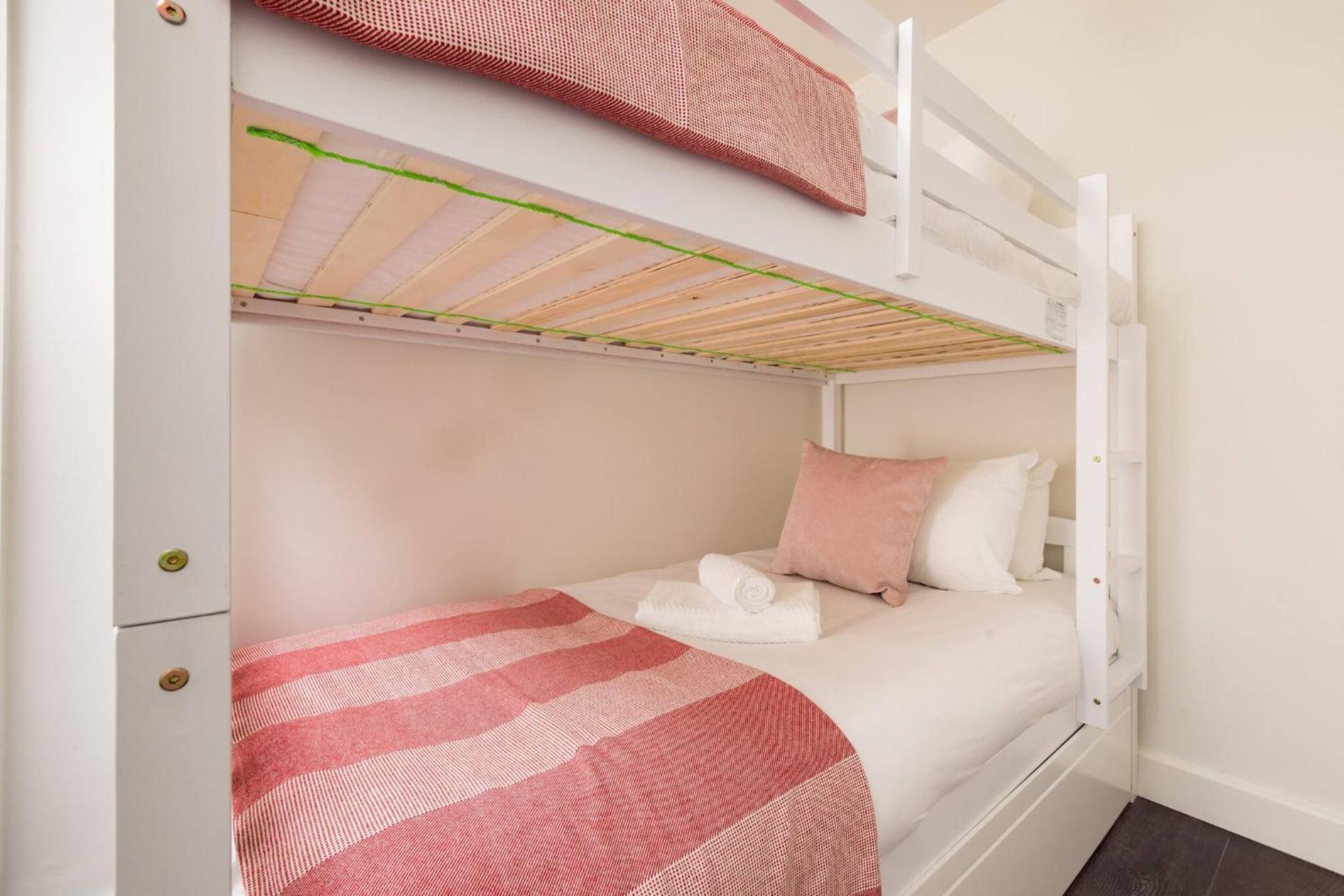 Wild Roses Serviced Apartments - Chelsea London Exterior photo